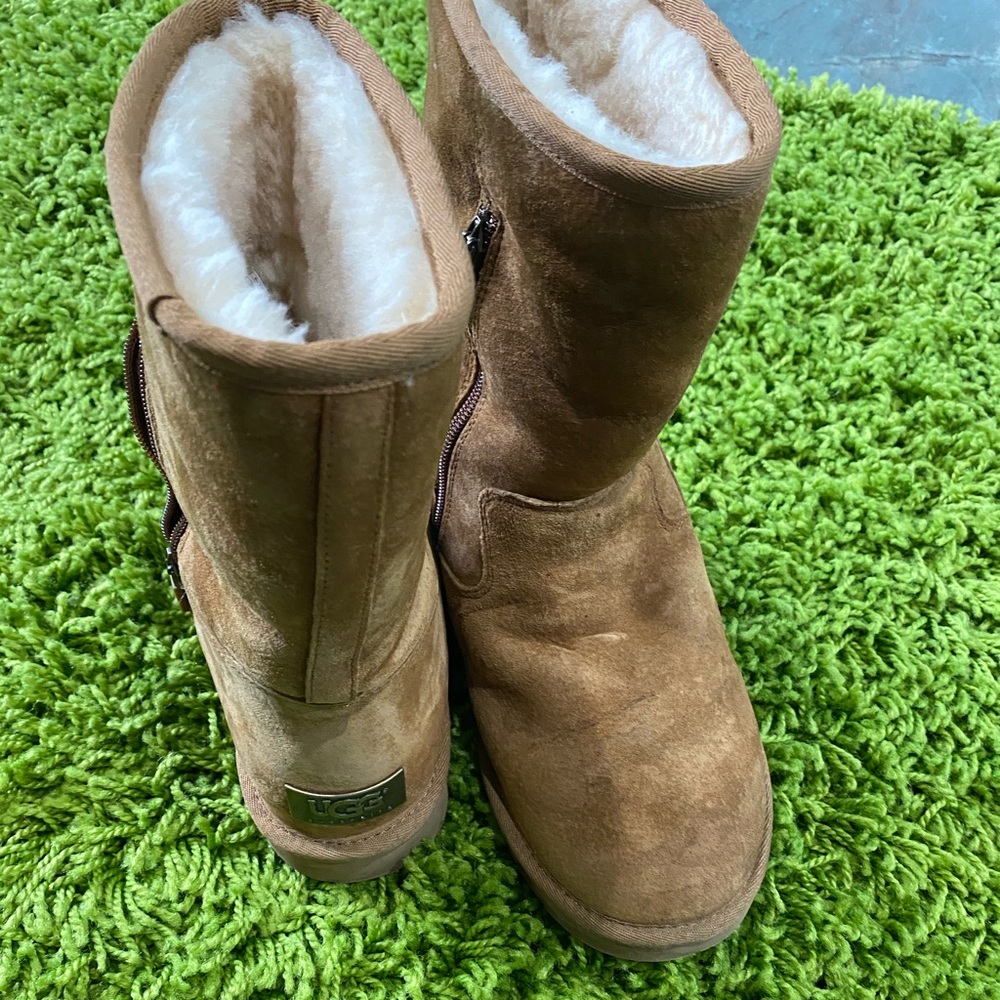Gently used Ugg boots